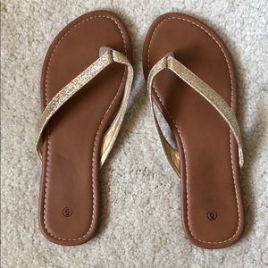 Gold glitter flip flops size 6